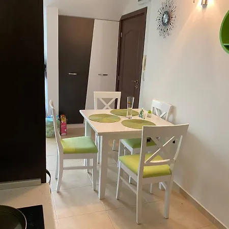 сирена Appartamento *